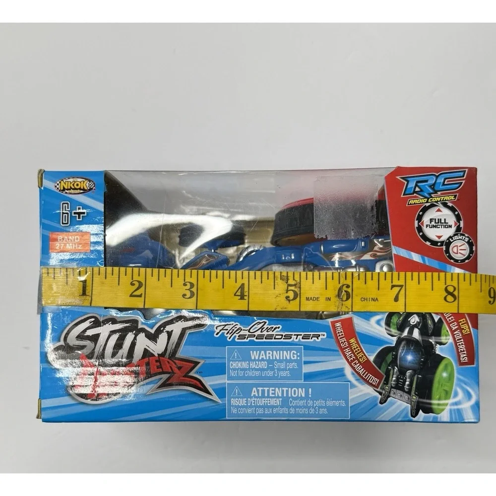 Nitro Stunt Twisterz Radio Control Car RC Spin Wheelie Flip Lights NKOK Toy‎ New